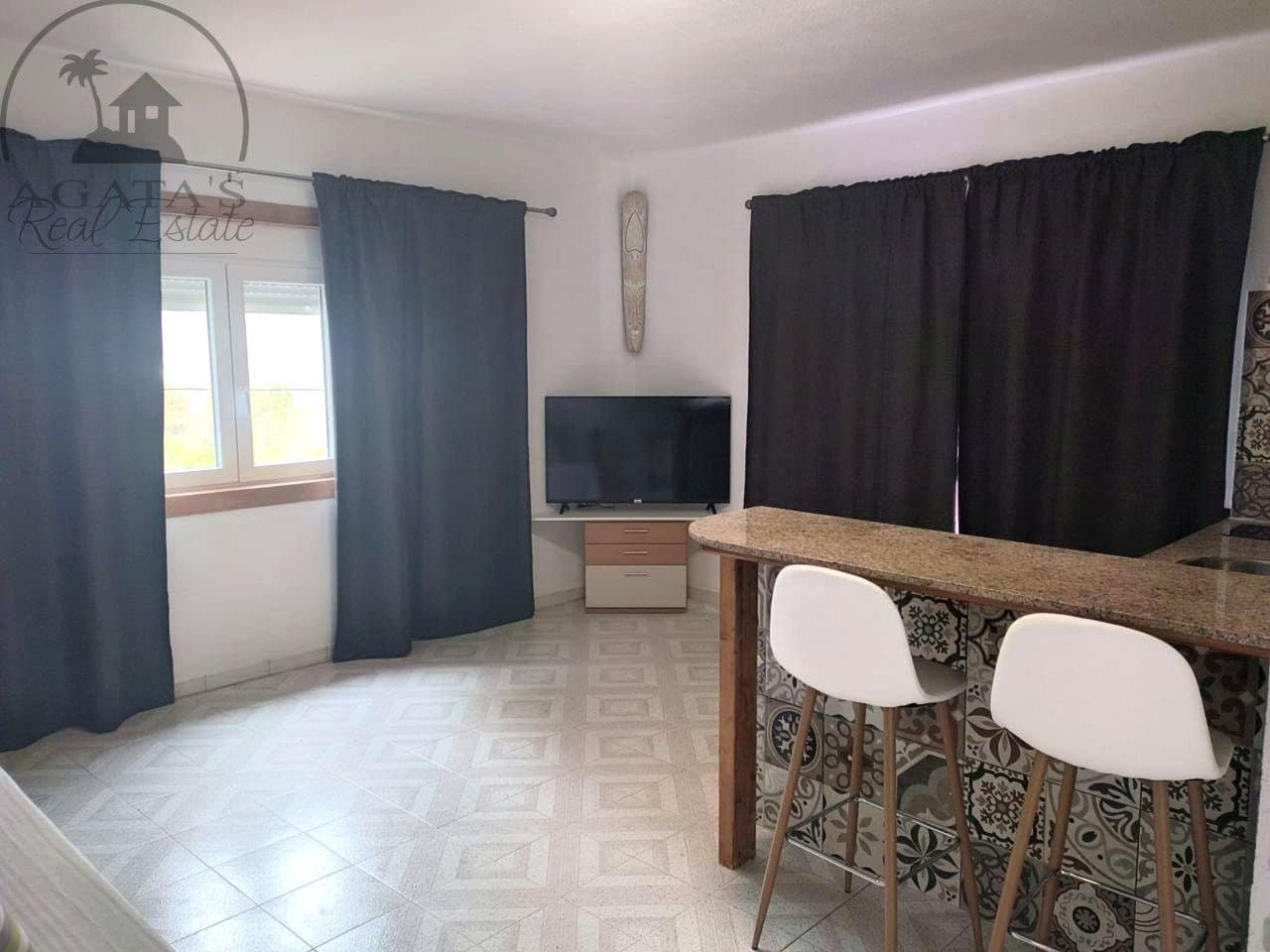 Chalet de 4 habitaciones en Icod de los Vinos en venta con piscina garaje - 395.000 € (Ref: 10008054)