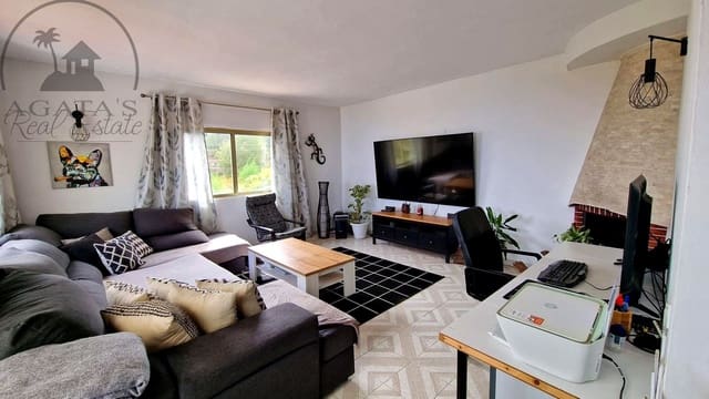 Chalet de 4 habitaciones en Icod de los Vinos en venta con piscina garaje - 395.000 € (Ref: 10008054)