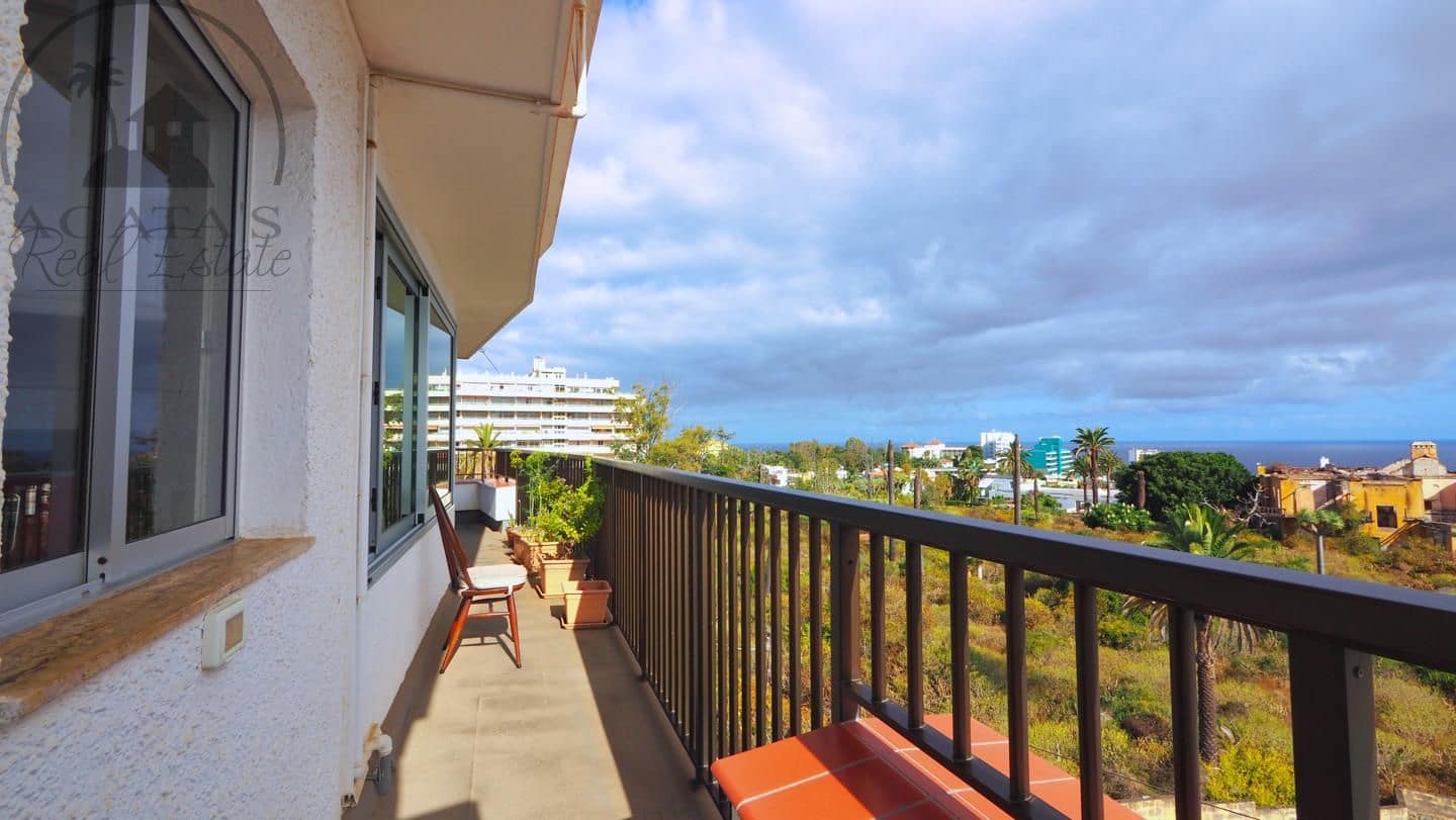 1 slaapkamer Flat te koop in Puerto de la Cruz met zwembad - € 310.000 (Ref: 10008104)