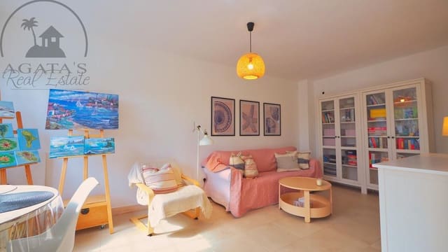 Villa/Maison de 3 chambres à louer à Los Silos - 1 449 € (Ref: 10019817)