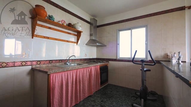 3 soveværelse Villa til salg i Icod de los Vinos med garage - € 350.000 (Ref: 10023036)