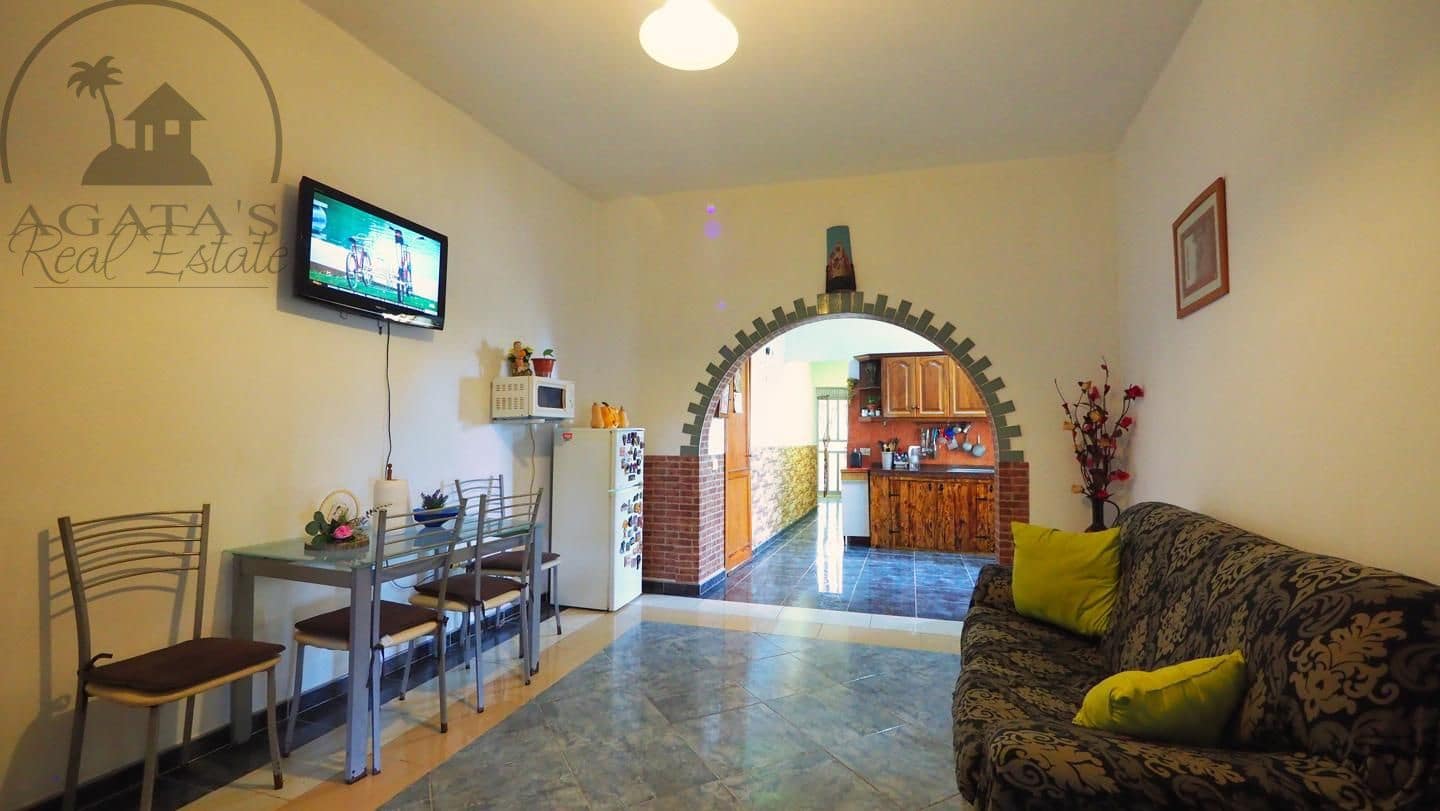 3 soveværelse Villa til salg i Icod de los Vinos med garage - € 350.000 (Ref: 10023036)