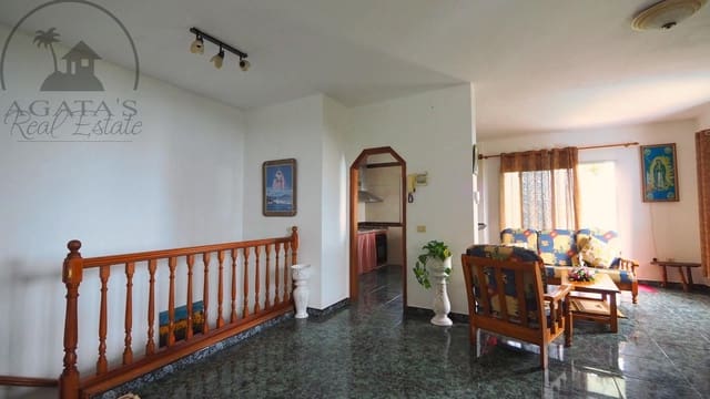 3 soveværelse Villa til salg i Icod de los Vinos med garage - € 350.000 (Ref: 10023036)