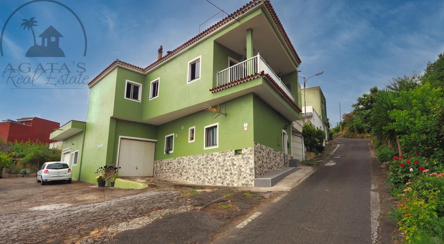 3 soveværelse Villa til salg i Icod de los Vinos med garage - € 350.000 (Ref: 10023036)