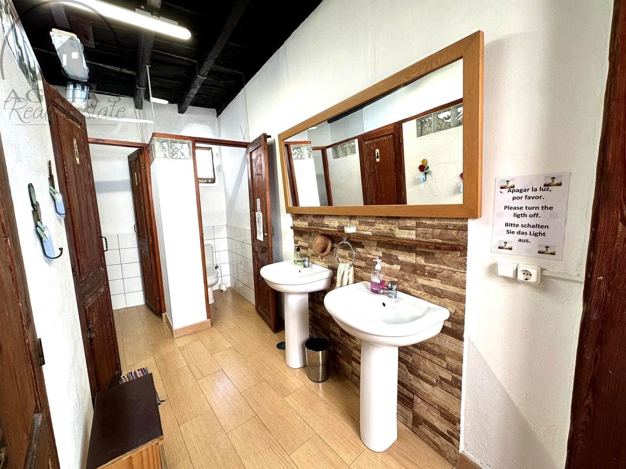 Chalet de 8 habitaciones en Buenavista del Norte en venta - 797.000 € (Ref: 10025054)