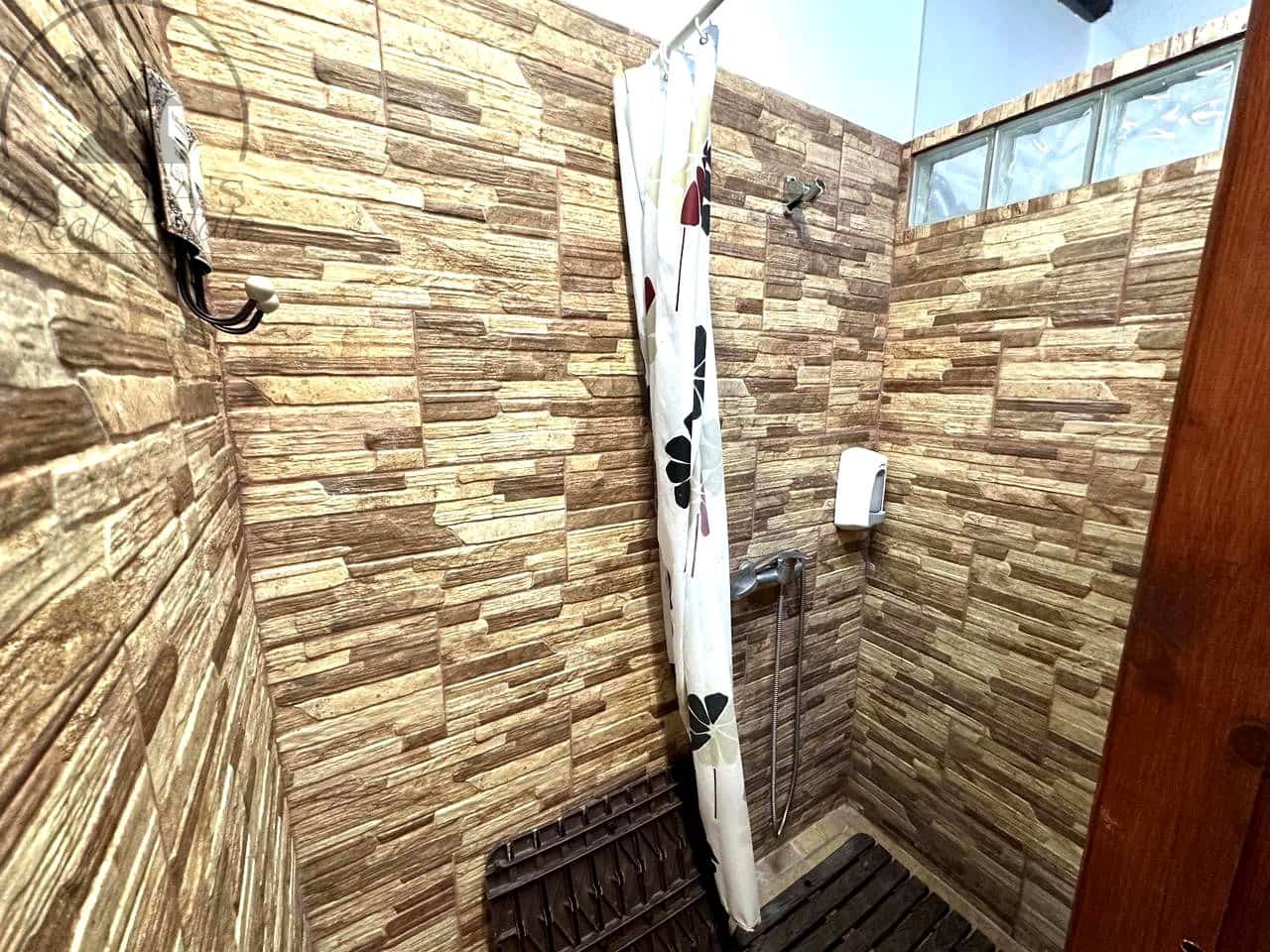 Chalet de 8 habitaciones en Buenavista del Norte en venta - 797.000 € (Ref: 10025054)