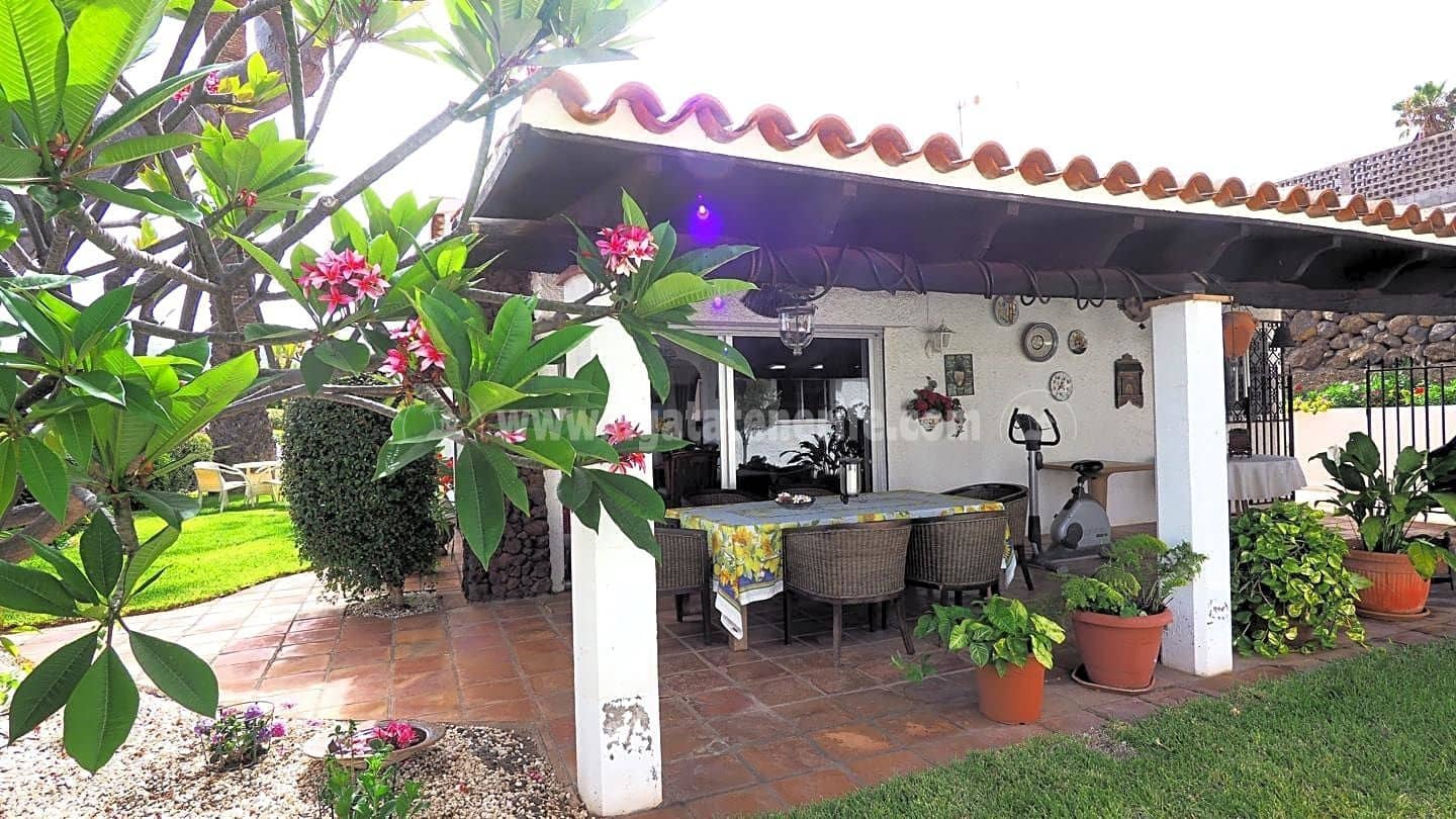 4 soveværelse Villa til salg i La Victoria de Acentejo med garage - € 785.000 (Ref: 10060862)
