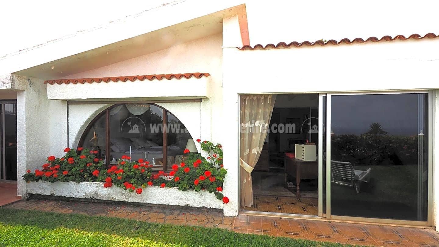 4 soveværelse Villa til salg i La Victoria de Acentejo med garage - € 785.000 (Ref: 10060862)