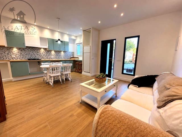 7 bedroom Villa for sale in El Tanque - € 499,000 (Ref: 10071850)