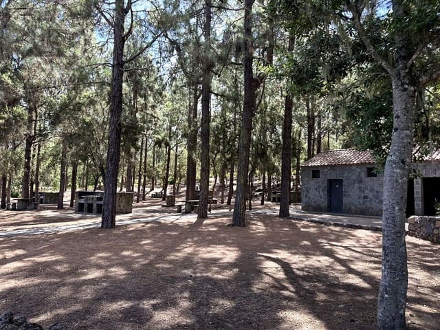 7 bedroom Villa for sale in El Tanque - € 499,000 (Ref: 10071850)