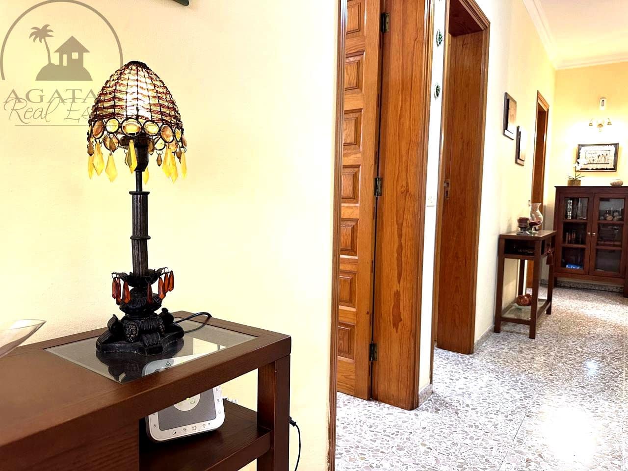 7 soverom Villa til salgs i Icod de los Vinos med garasje - € 398 000 (Ref: 10140238)