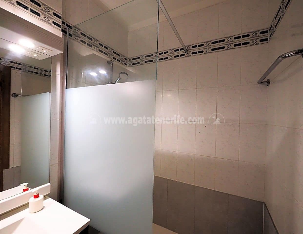 Flat for rent in Puerto de la Cruz with pool - € 950 (Ref: 6739503)