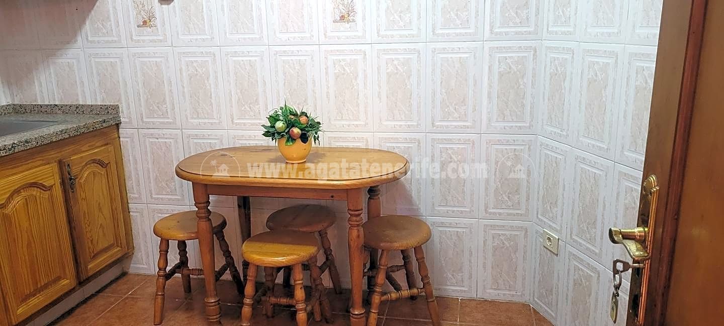 2 soveværelse Finca/Landehus til salg i Guia de Isora med garage - € 175.000 (Ref: 6921454)