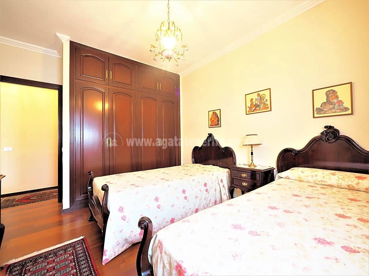 5 soveværelse Villa til salg i Icod de los Vinos med garage - € 395.000 (Ref: 7049528)