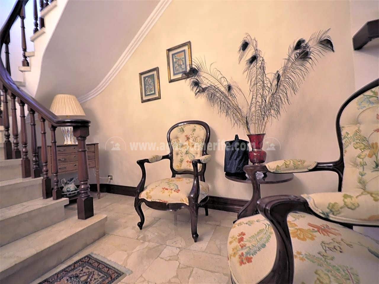 5 soveværelse Villa til salg i Icod de los Vinos med garage - € 395.000 (Ref: 7049528)