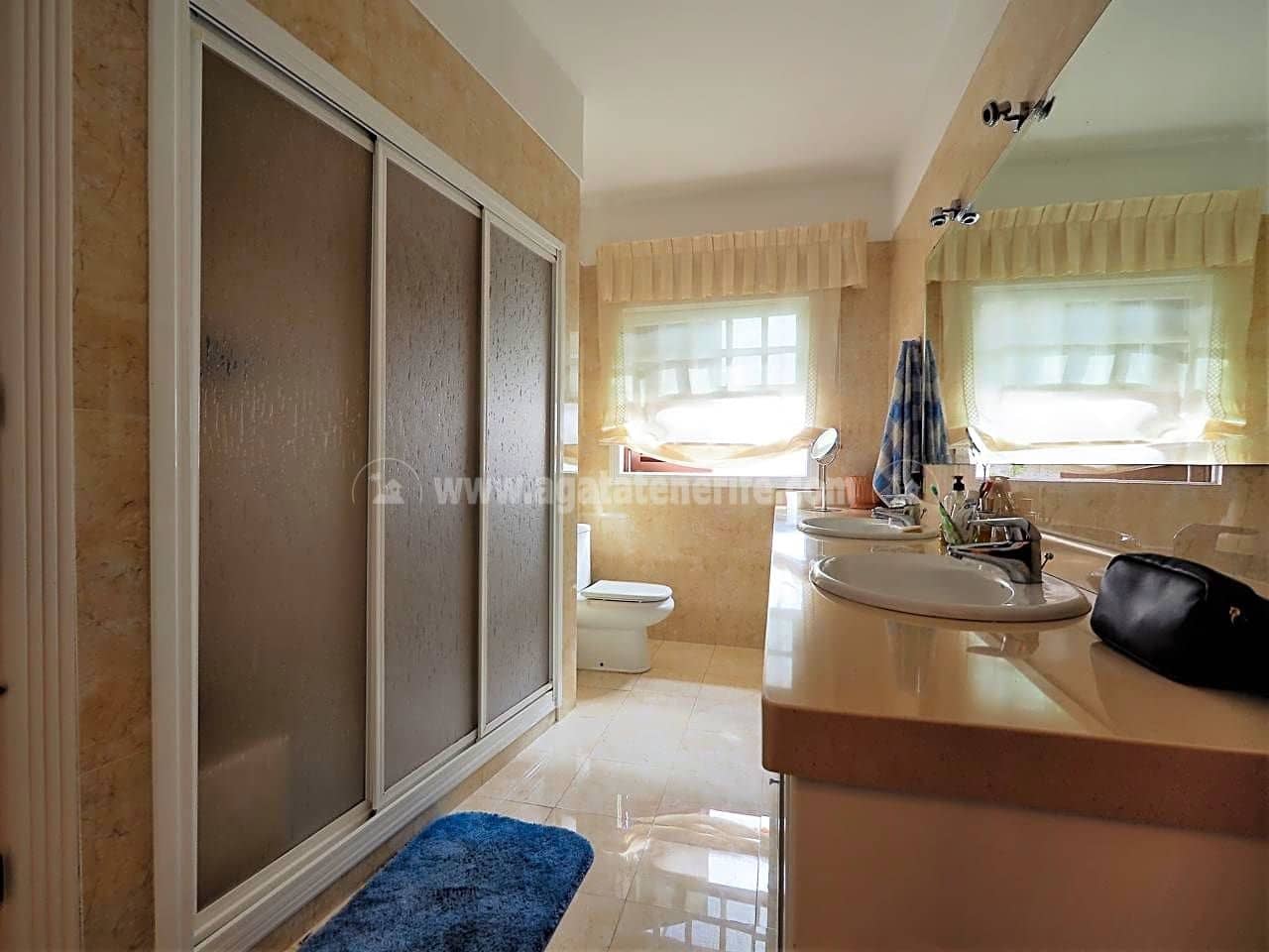 5 soveværelse Villa til salg i Icod de los Vinos med garage - € 395.000 (Ref: 7049528)