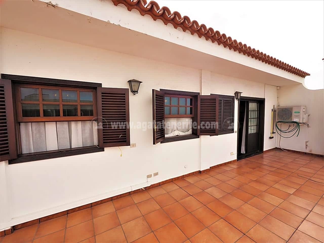 5 soveværelse Villa til salg i Icod de los Vinos med garage - € 395.000 (Ref: 7049528)