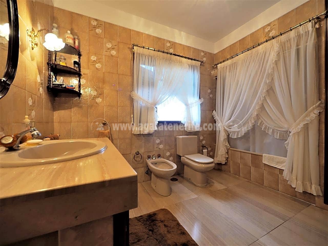 5 soveværelse Villa til salg i Icod de los Vinos med garage - € 395.000 (Ref: 7049528)