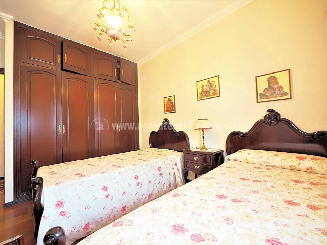 5 soveværelse Villa til salg i Icod de los Vinos med garage - € 395.000 (Ref: 7049528)