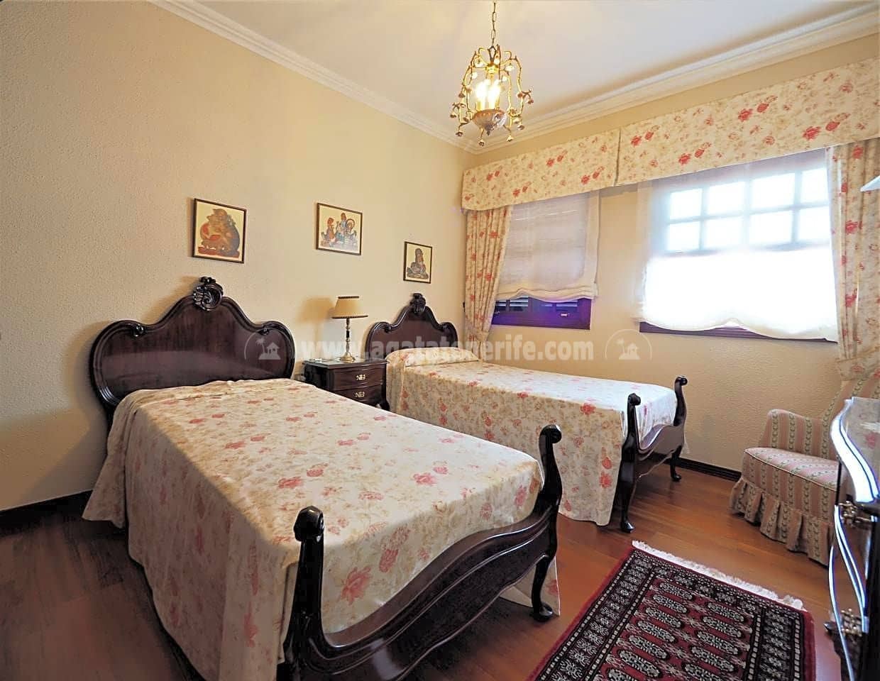 5 soveværelse Villa til salg i Icod de los Vinos med garage - € 395.000 (Ref: 7049528)