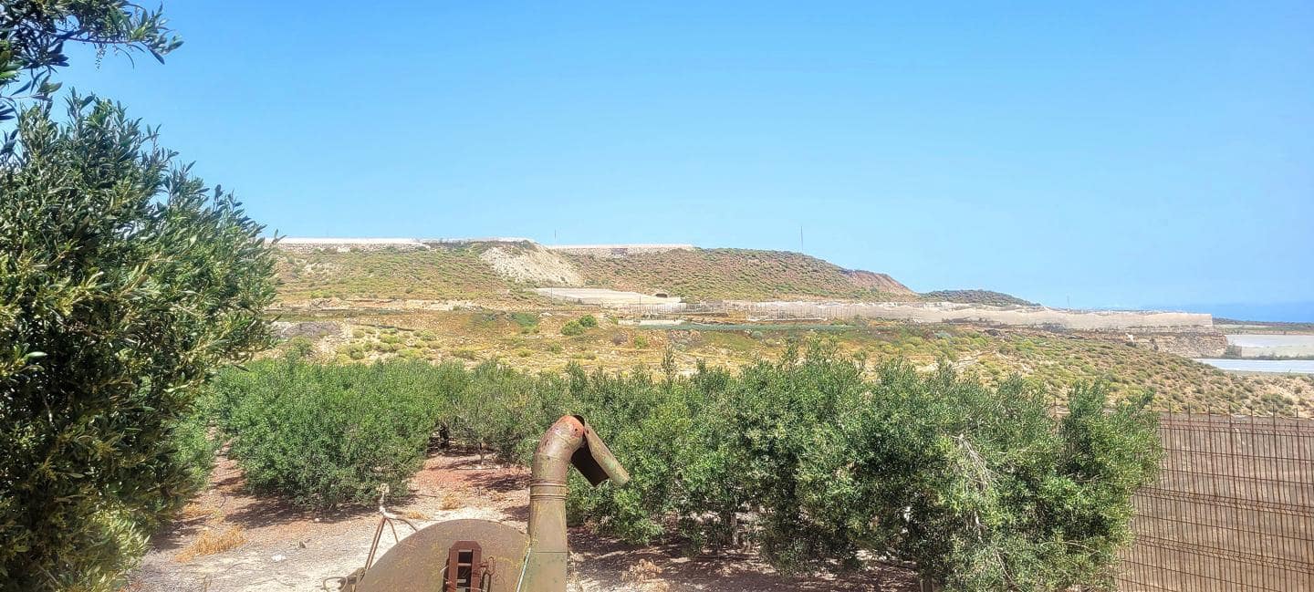 Grunde uden byggetilladelser til salg i Villa de Arico - € 1.200.000 (Ref: 7514073)