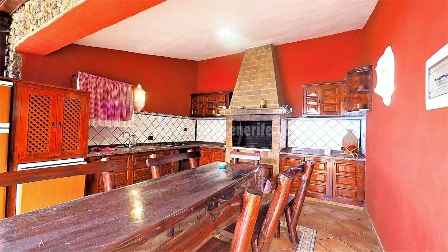 3 soveværelse Finca/Landehus til salg i Icod de los Vinos med swimmingpool garage - € 990.000 (Ref: 7596761)