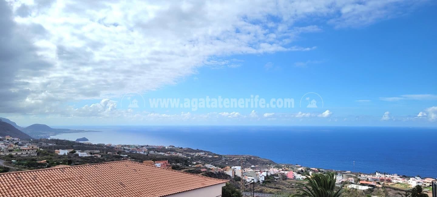 4 makuuhuone Huvila myytävänä paikassa Icod de los Vinos mukana 
autotalli - 330 000 € (Ref: 7804059)