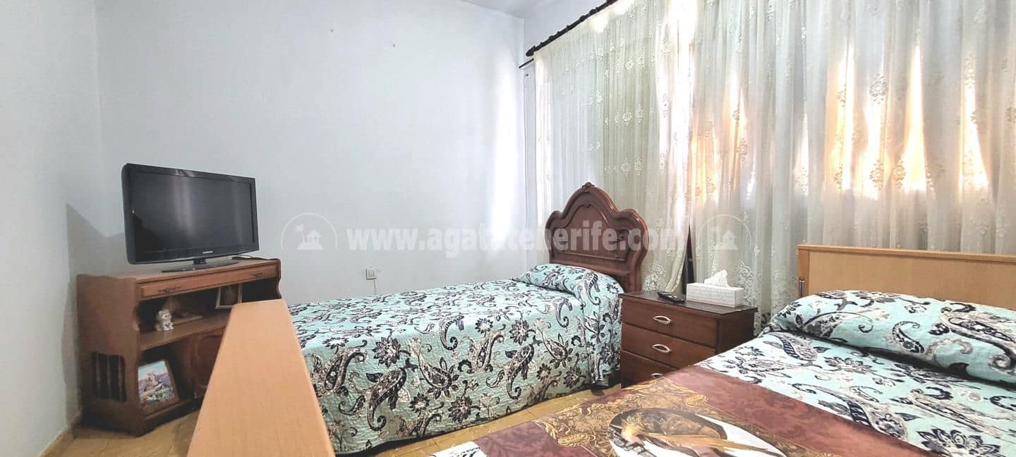 4 makuuhuone Huvila myytävänä paikassa Icod de los Vinos mukana 
autotalli - 330 000 € (Ref: 7804059)