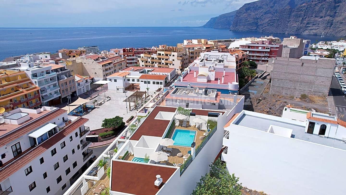 2 soveværelse Lejlighed til salg i Santiago del Teide med swimmingpool - € 325.000 (Ref: 7962064)
