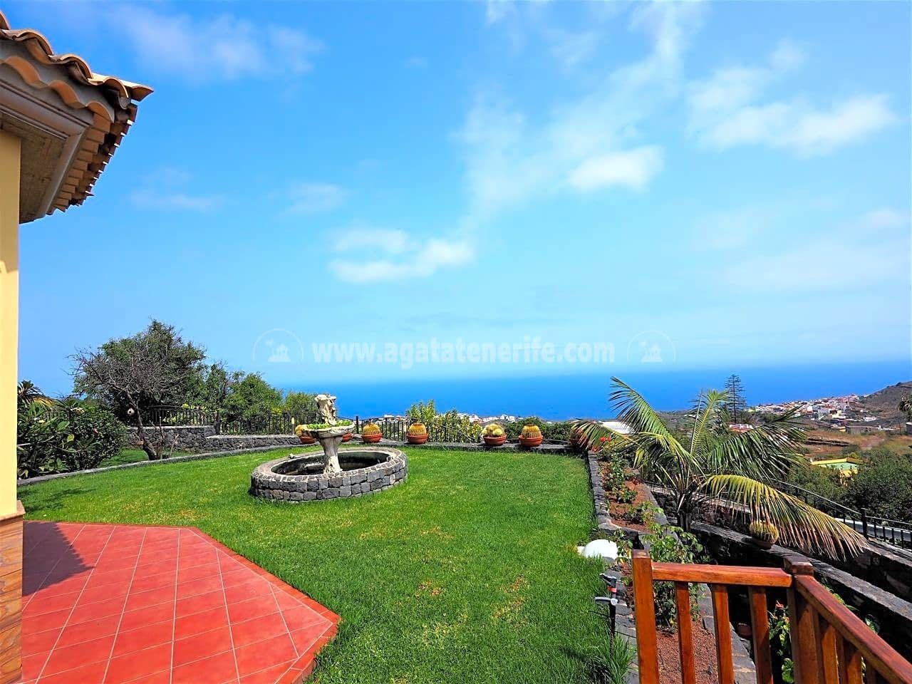 4 sypialnia Willa na sprzedaż w Icod de los Vinos z garażem - 750 000 € (Ref: 8010882)