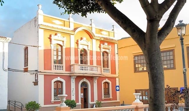 8 quarto Moradia para venda em Buenavista del Norte com garagem - 995 000 € (Ref: 8055814)
