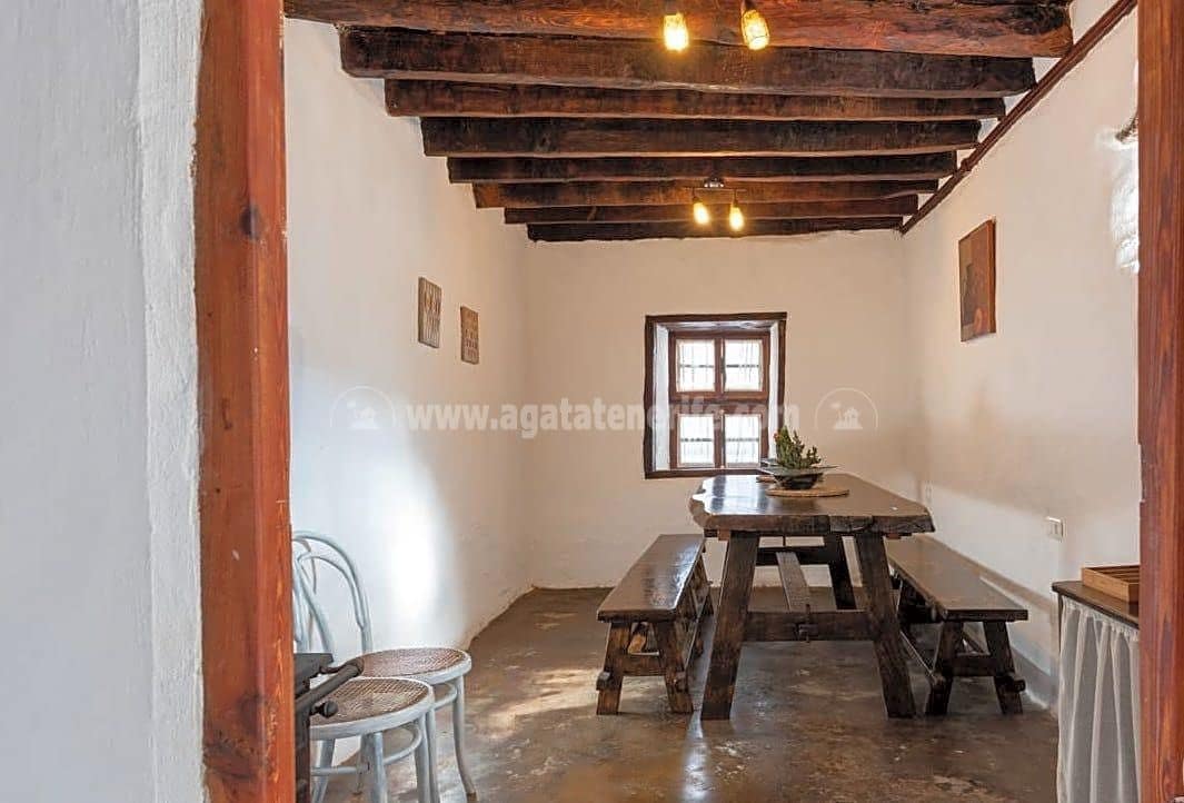 8 quarto Moradia para venda em Buenavista del Norte com garagem - 995 000 € (Ref: 8055814)
