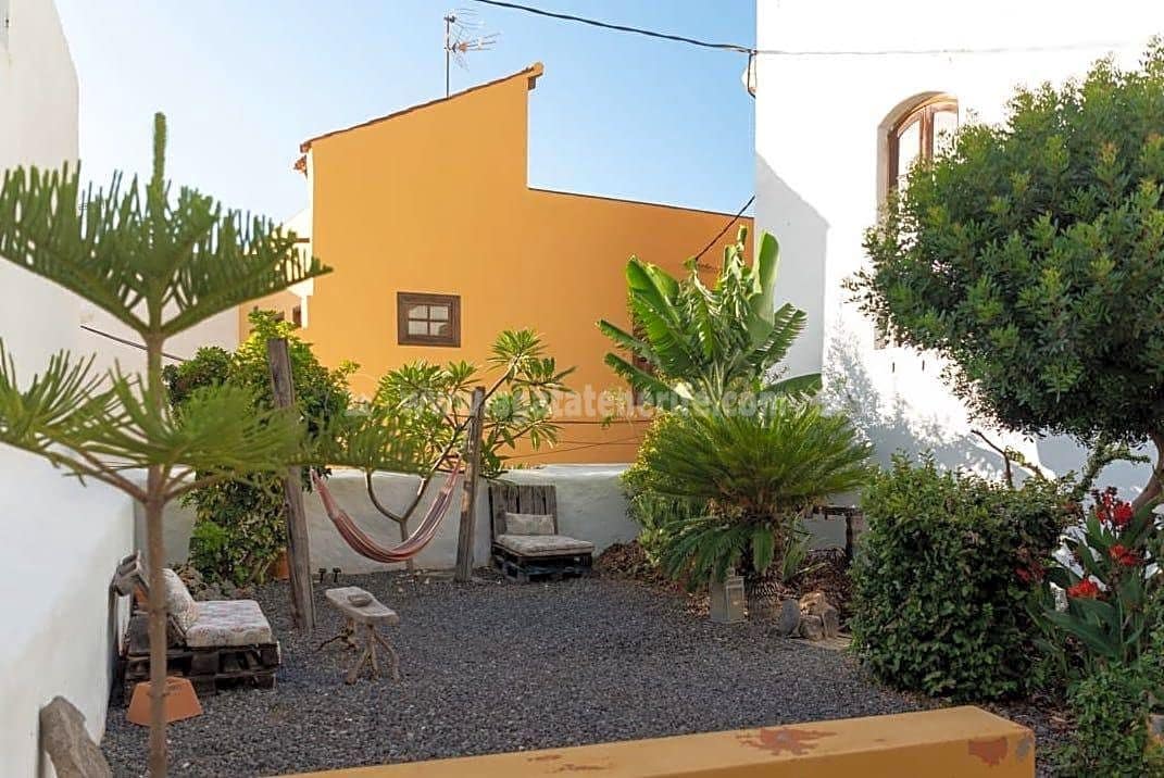 8 quarto Moradia para venda em Buenavista del Norte com garagem - 995 000 € (Ref: 8055814)