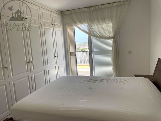 1 bedroom Flat for sale in Playa de Fañabé Alto, Adeje with garage - € 330,000 (Ref: 8069980)