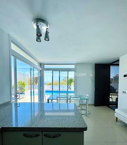 4 soverom Villa til salgs i Puerto de la Cruz med svømmebasseng garasje - € 795 000 (Ref: 8158463)