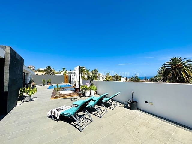 4 soverom Villa til salgs i Puerto de la Cruz med svømmebasseng garasje - € 795 000 (Ref: 8158463)