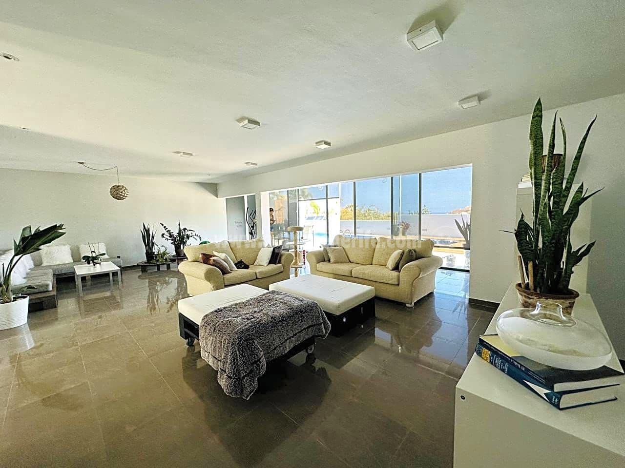 4 soveværelse Villa til salg i Puerto de la Cruz med swimmingpool garage - € 795.000 (Ref: 8158463)