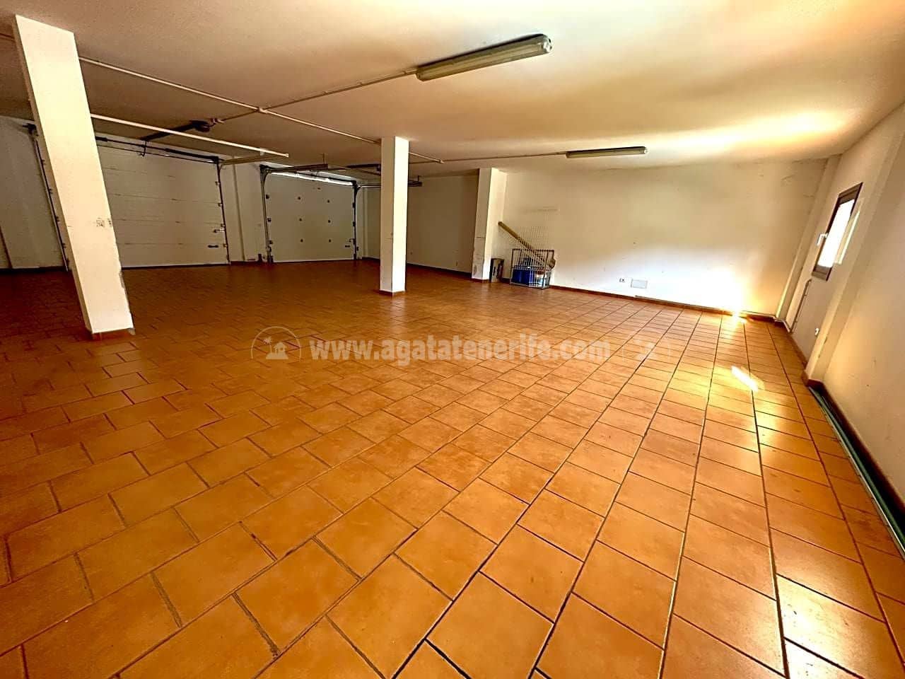 9 soveværelse Villa til salg i Los Silos med swimmingpool - € 1.680.000 (Ref: 8171640)