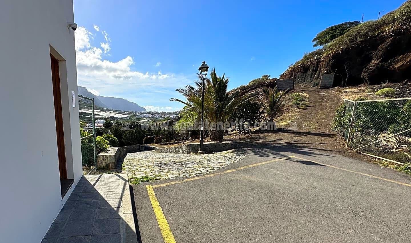 9 soveværelse Villa til salg i Los Silos med swimmingpool - € 1.680.000 (Ref: 8171640)