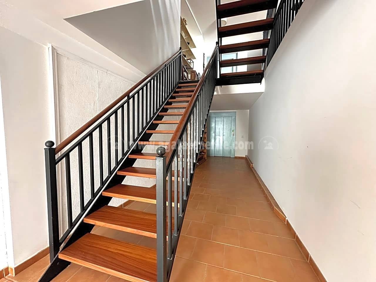 9 soveværelse Villa til salg i Los Silos med swimmingpool - € 1.680.000 (Ref: 8171640)