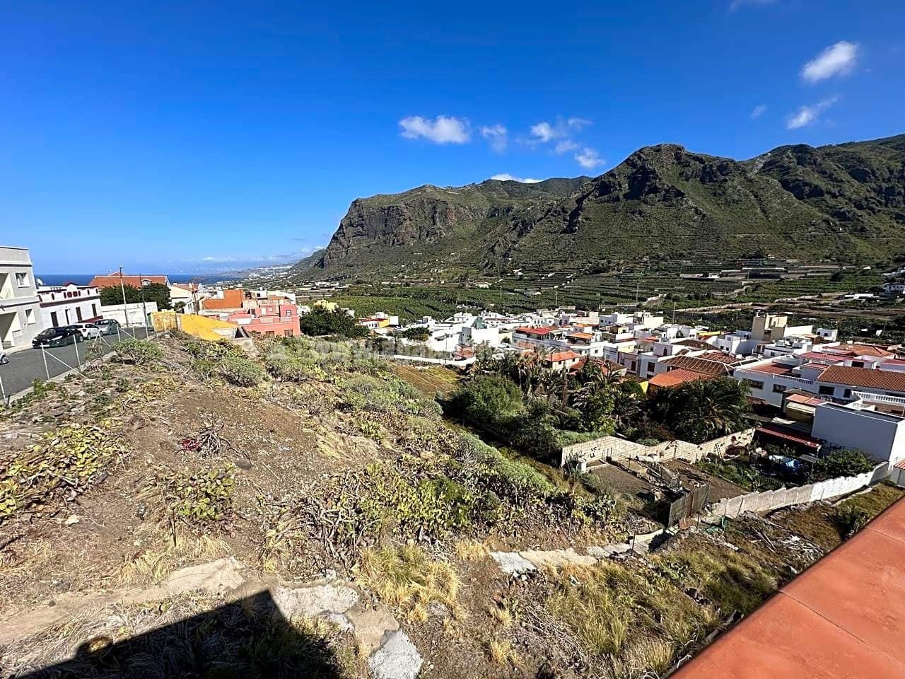 9 soveværelse Villa til salg i Los Silos med swimmingpool - € 1.680.000 (Ref: 8171640)