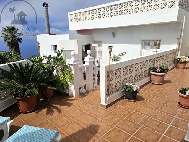 Chalet de 4 habitaciones en La Guancha en venta con garaje - 380.000 € (Ref: 8283601)