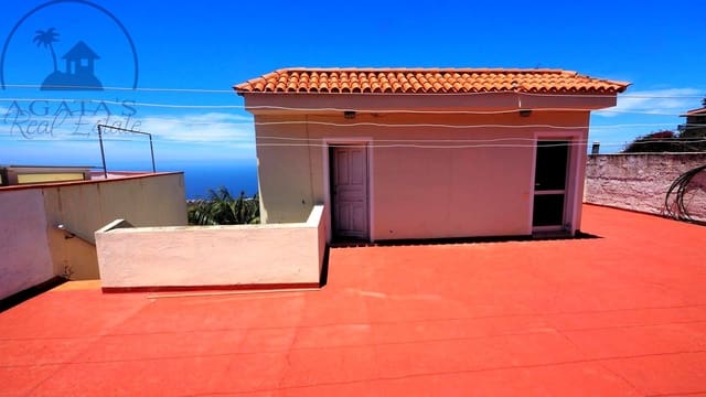 Chalet de 4 habitaciones en La Guancha en venta con garaje - 380.000 € (Ref: 8283601)
