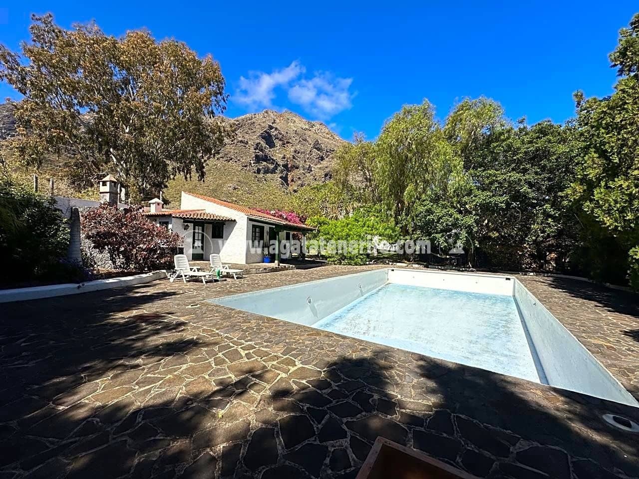 7 soveværelse Finca/Landehus til salg i Buenavista del Norte med swimmingpool garage - € 1.940.000 (Ref: 8292093)