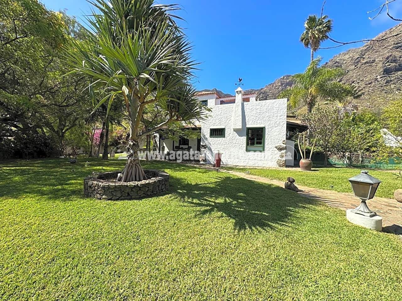 7 soveværelse Finca/Landehus til salg i Buenavista del Norte med swimmingpool garage - € 1.940.000 (Ref: 8292093)