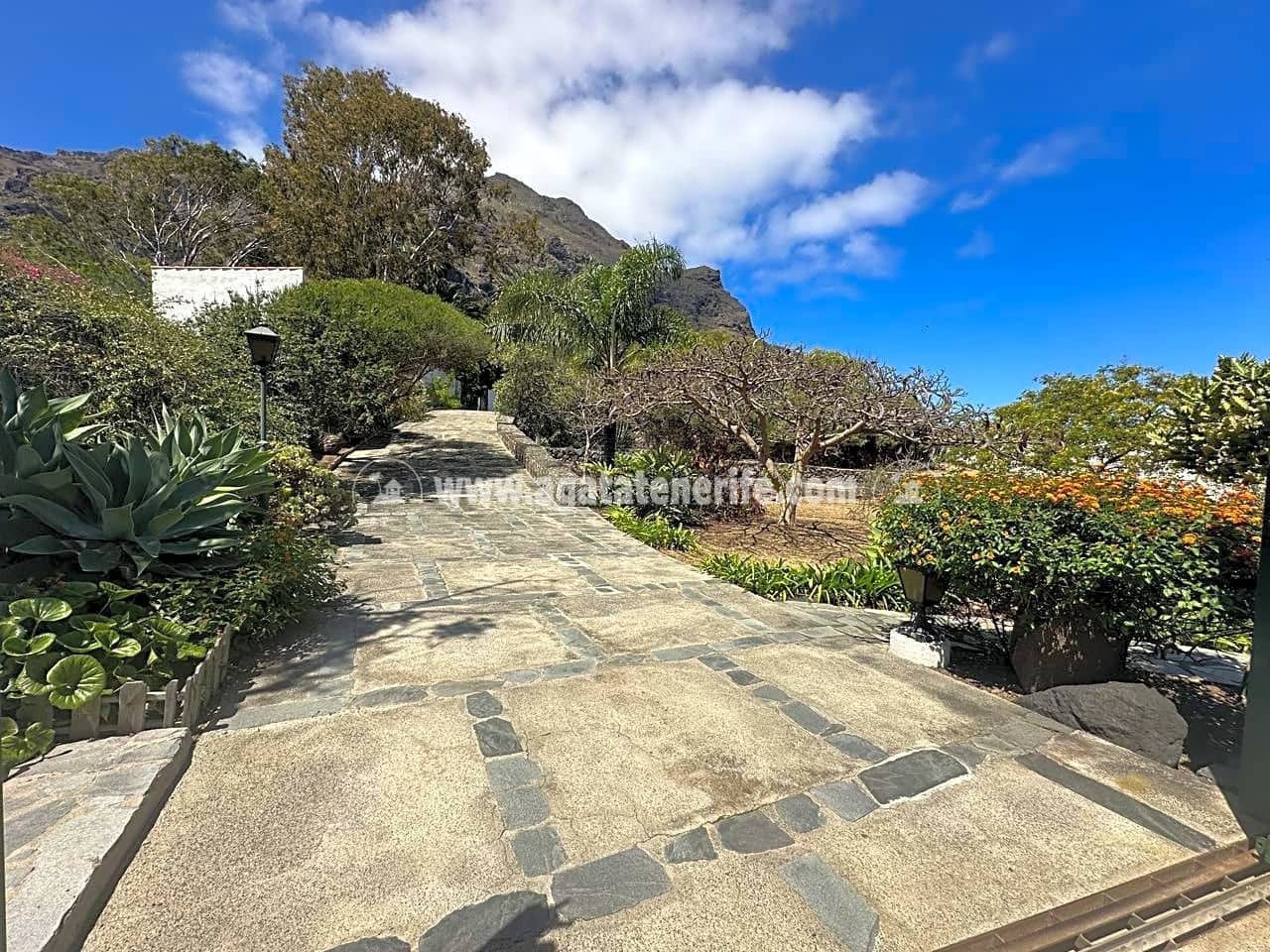 7 soveværelse Finca/Landehus til salg i Buenavista del Norte med swimmingpool garage - € 1.940.000 (Ref: 8292093)