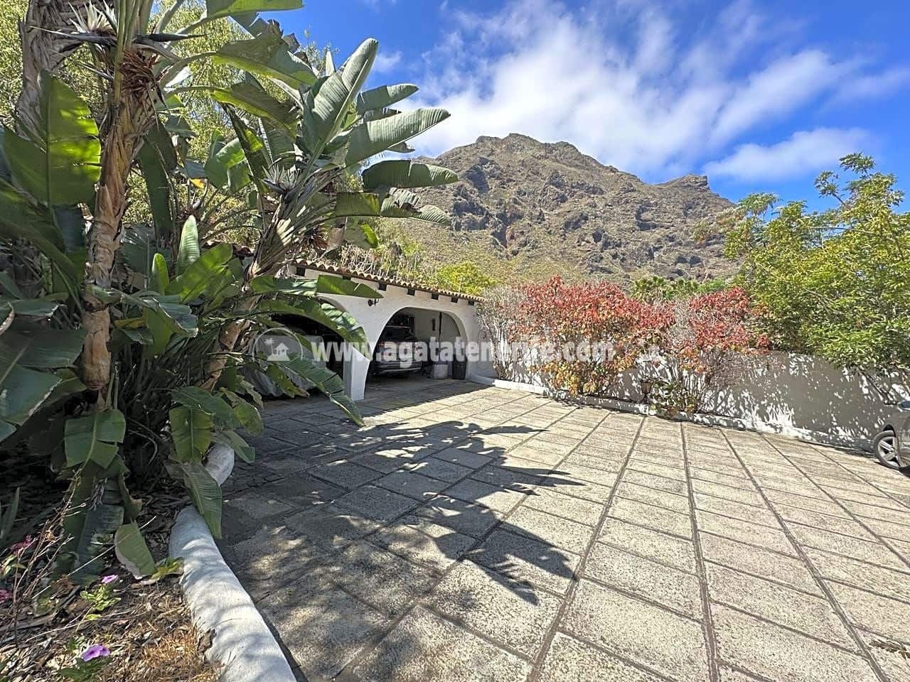 7 soveværelse Finca/Landehus til salg i Buenavista del Norte med swimmingpool garage - € 1.940.000 (Ref: 8292093)