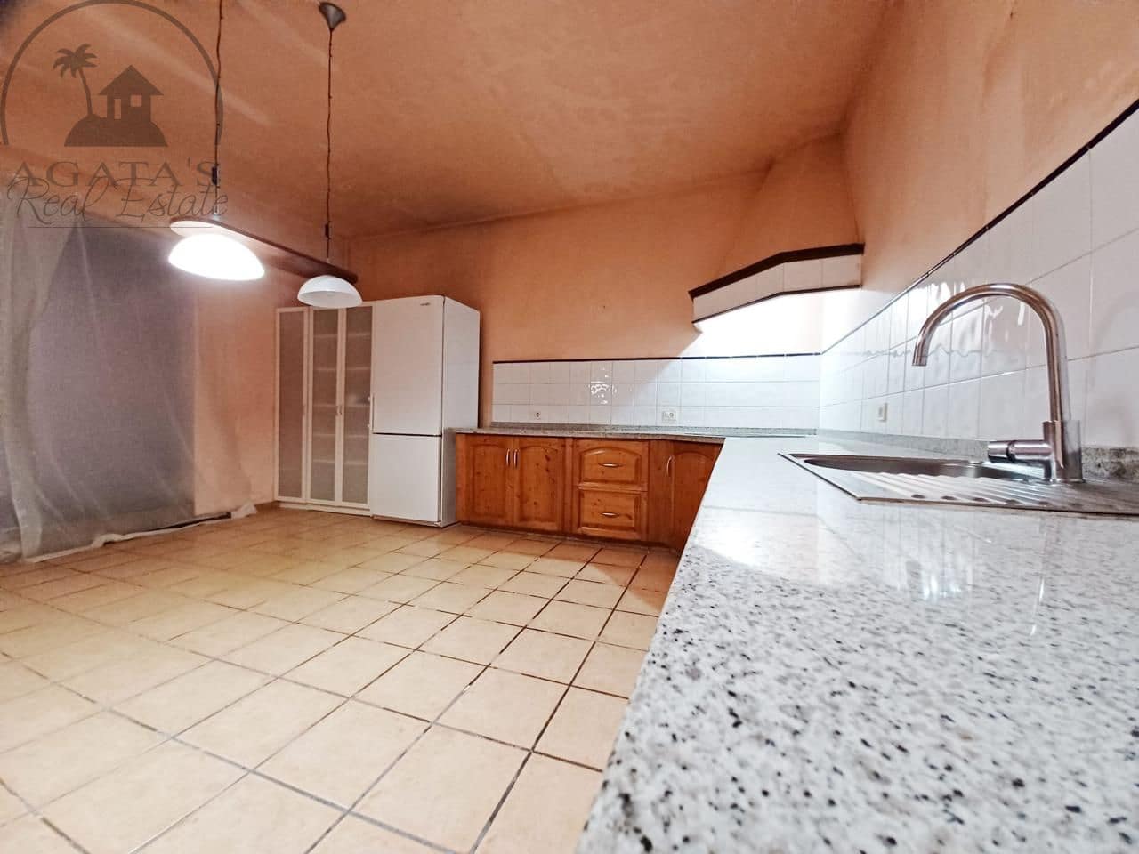 6 camera da letto Villa in vendita in Arafo con garage - 349.000 € (Rif: 8424781)