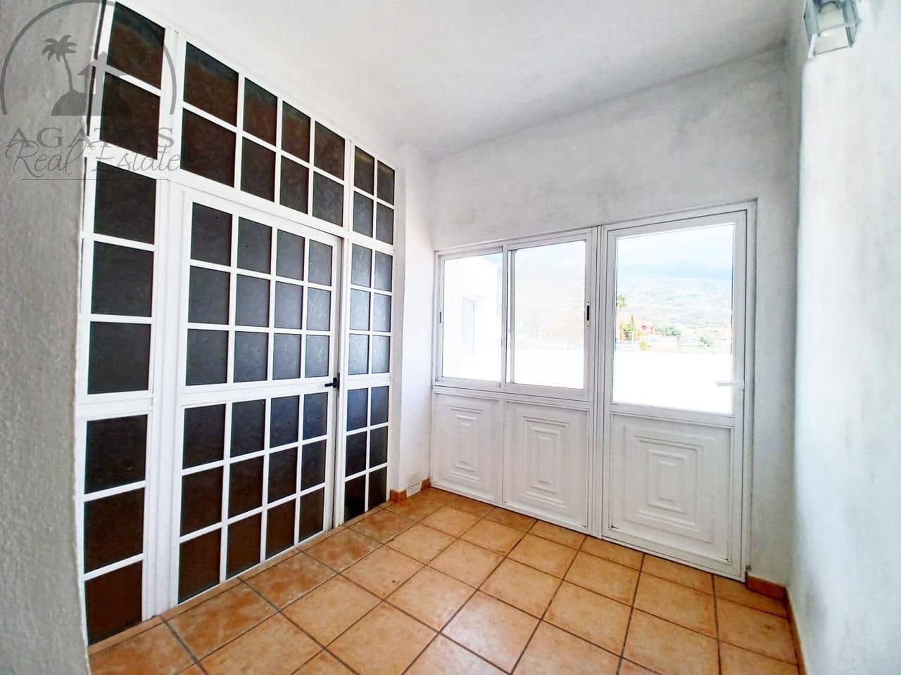 6 camera da letto Villa in vendita in Arafo con garage - 349.000 € (Rif: 8424781)