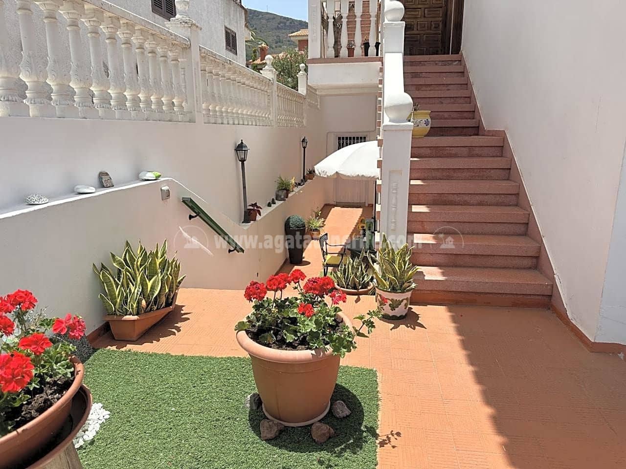 2 quarto Apartamento para arrendar em Icod de los Vinos - 950 € (Ref: 8437572)